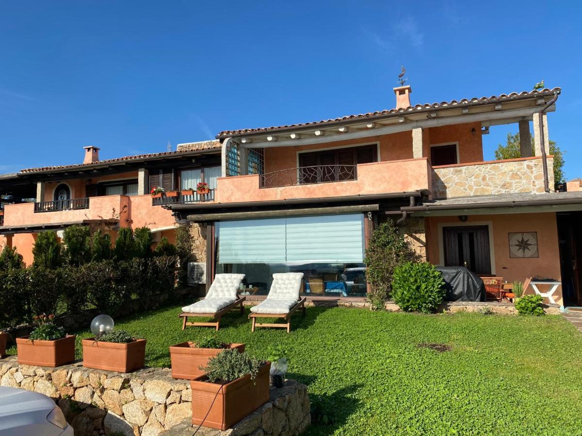 Claude&Kate'S Dream House Villa Porto San Paolo  Bagian luar foto