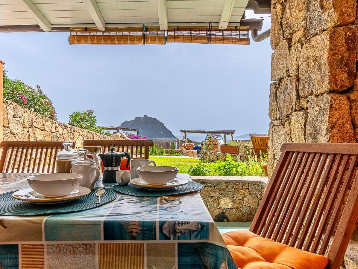Claude&Kate'S Dream House Villa Porto San Paolo  Bagian luar foto