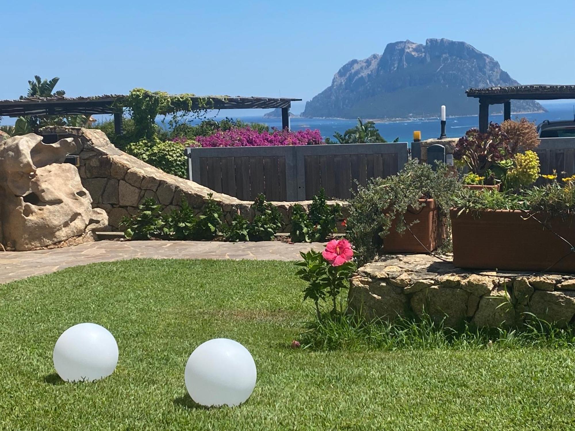 Claude&Kate'S Dream House Villa Porto San Paolo  Bagian luar foto